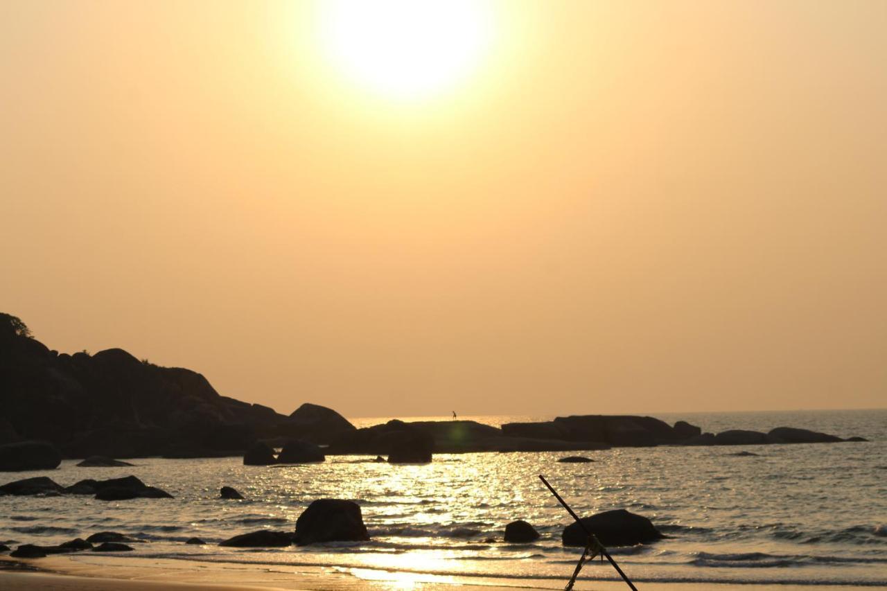 Summer Sky Beach Resort 아곤다 외부 사진